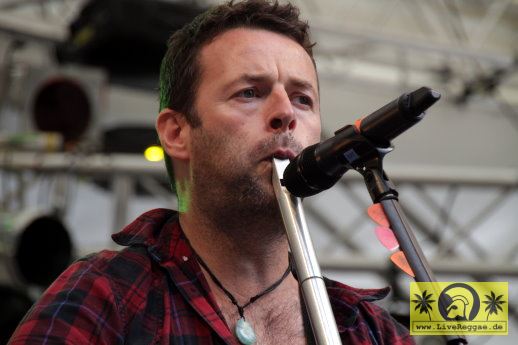 Owen Gasey (IRL) with The Reggae Jam Band 22. Reggae Jam Festival, Bersenbrueck 31. Juli 2016 (14).JPG